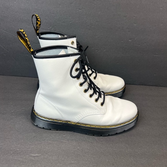 Dr. Martens Zavala Boot Women’s US Size 8 Euro 39 White Leather Combat AW004 - Picture 1 of 11